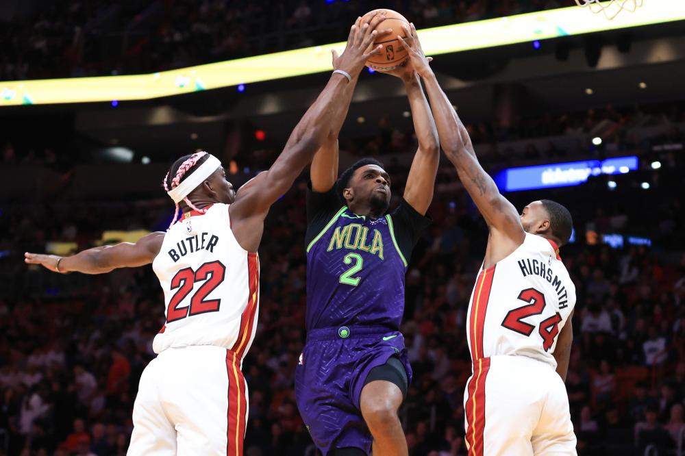 中对两名球 中对两名球