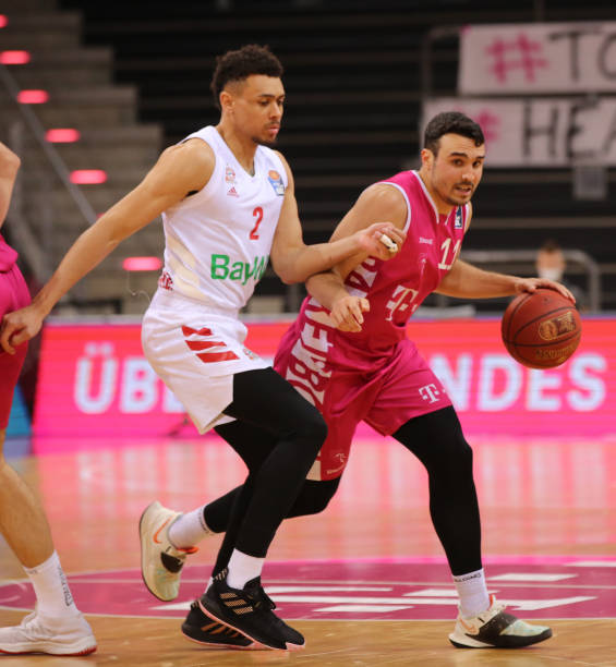 小姑娘用她 小姑娘用她