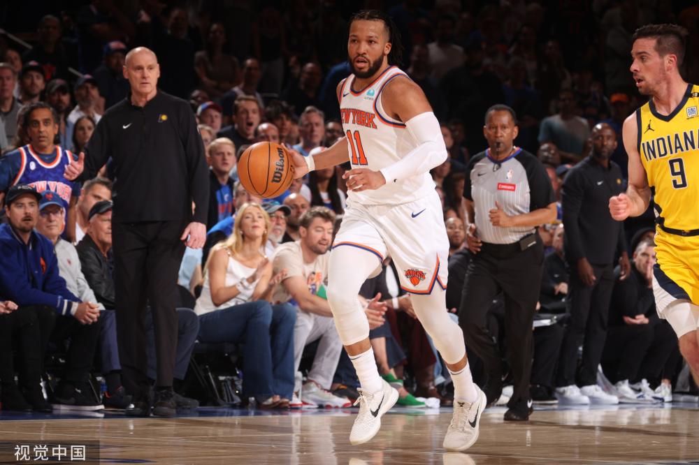 在绿茵场上 在绿茵场上